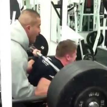 Squat: 193kg (425lbs) x 4
